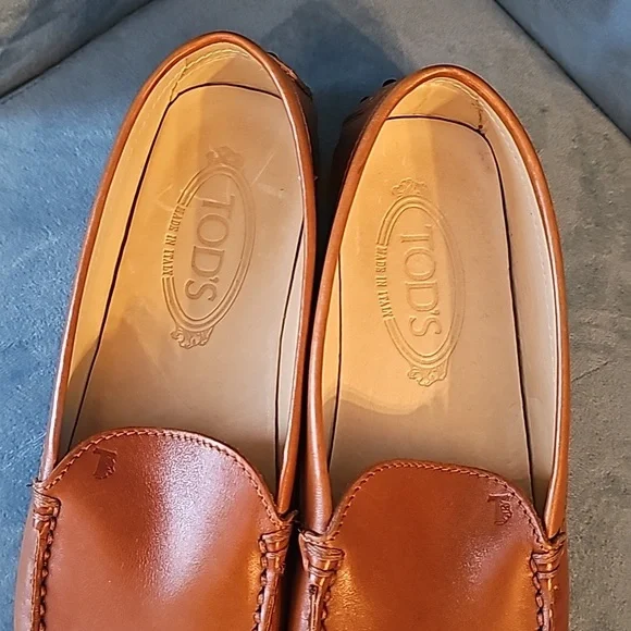 Tod's saddle brown leather loafers